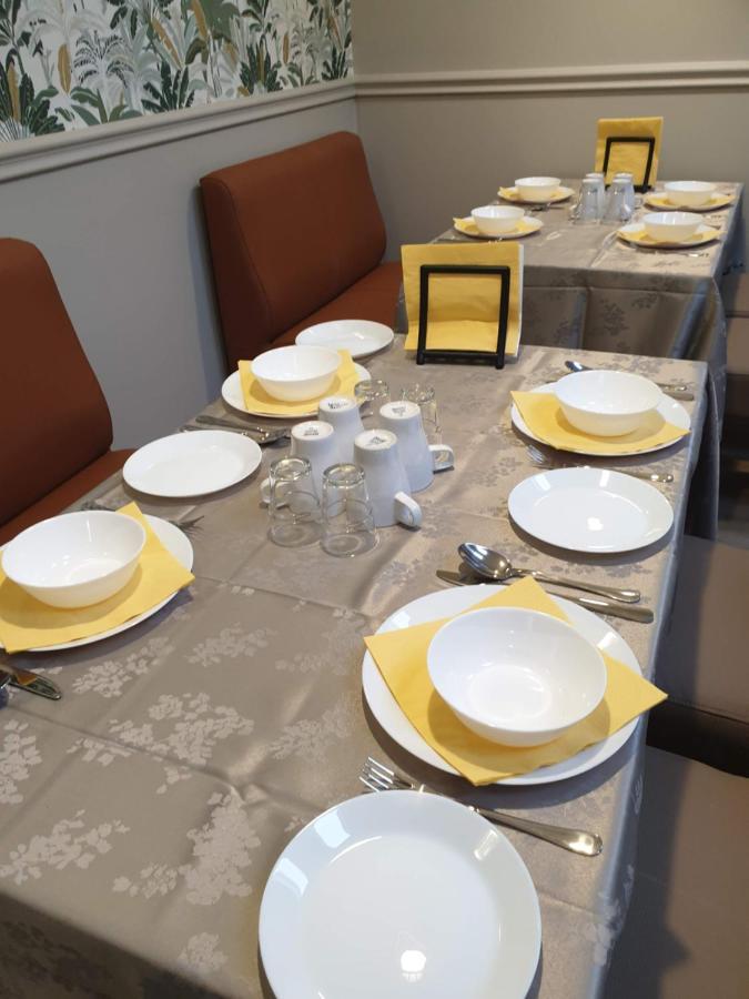 Hotel Indium City Panzió Eger Esterno foto